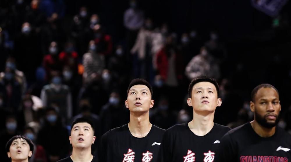 美女扒开尿眼给男人桶